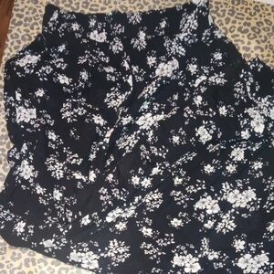Lulu's Black and White Floral Wide Leg Pants